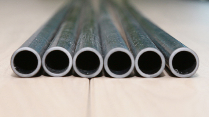 Thermal conductive PPS tube